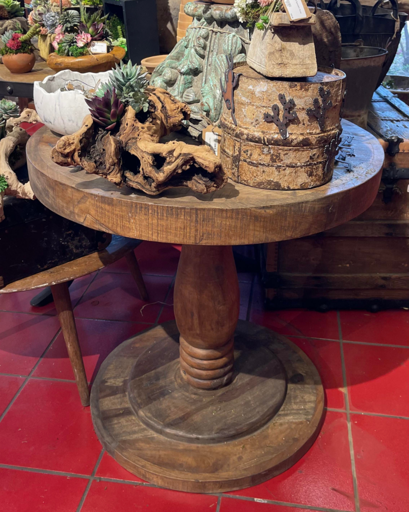 Round End Table