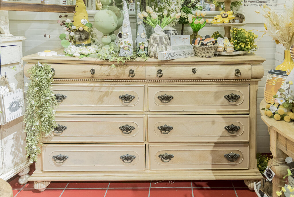 Vintage Bleached Dresser (08)