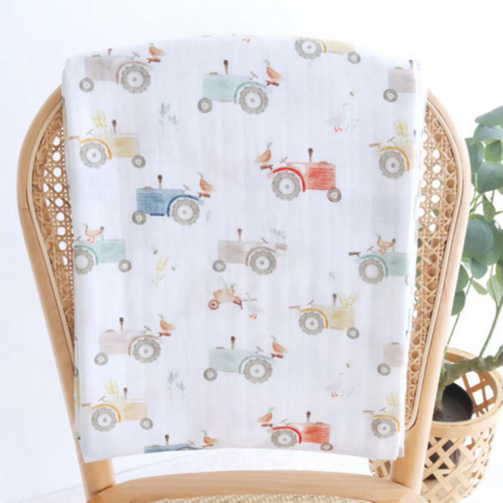 Tractor Swaddle