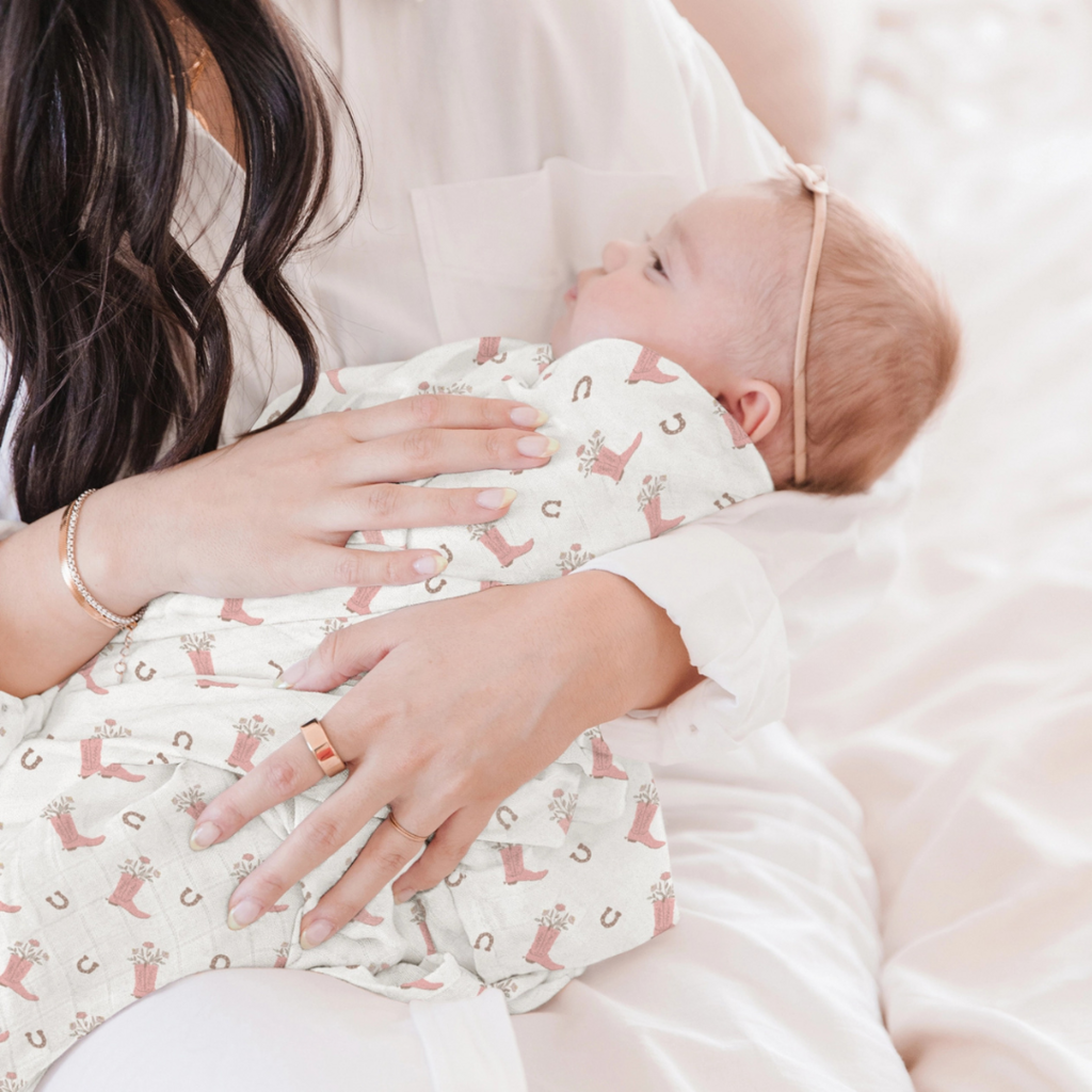 Bloomin Boot Swaddle Blanket Set